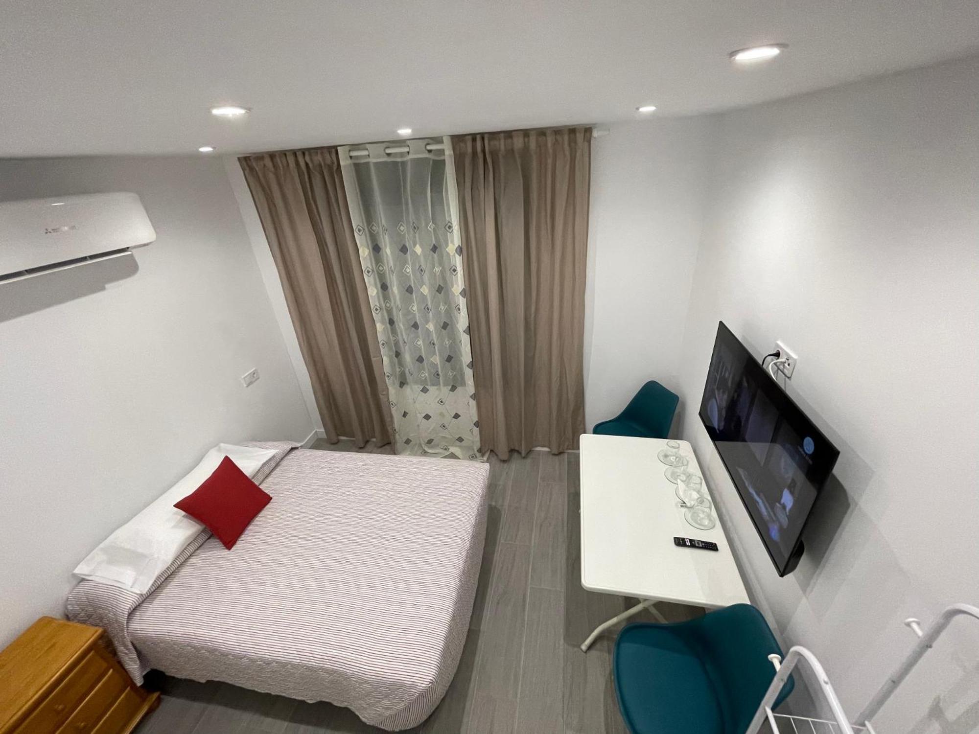 Estudios Nuevos Madrid Centro Екстер'єр фото